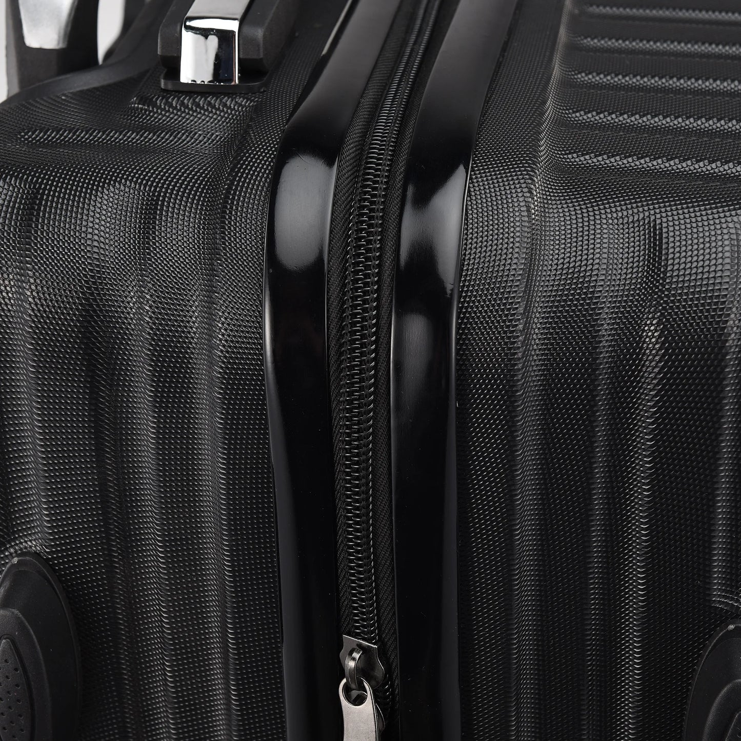 Un ensemble de 3 valises à roulettes